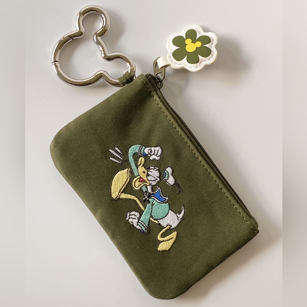 Vera Bradley x Disney Donald Duck Wallet | Card holder